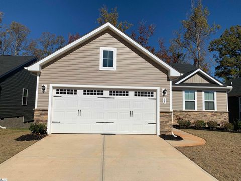 Photo of 18 Timberwild Drive, Greenville, SC 29605 (MLS # 1577264)