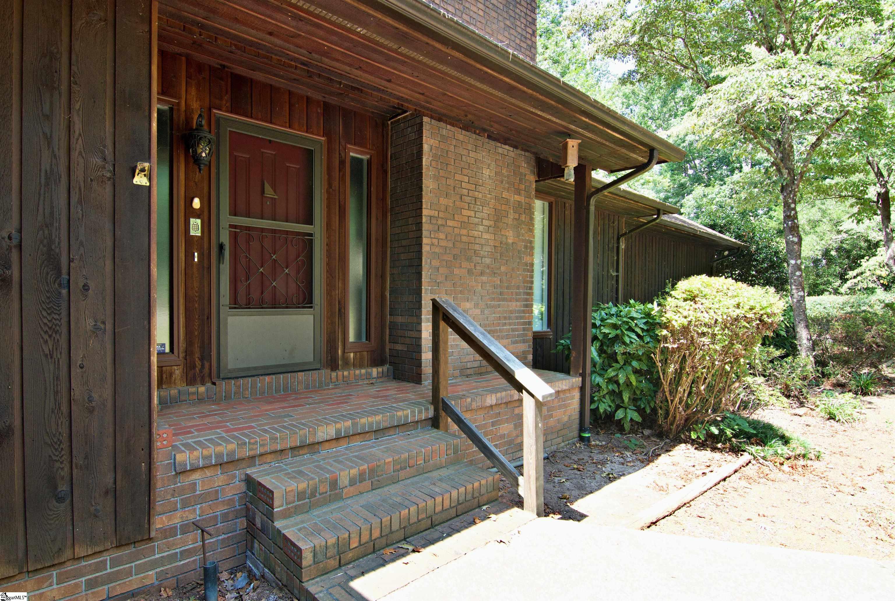11051 Lake Ridge Lane