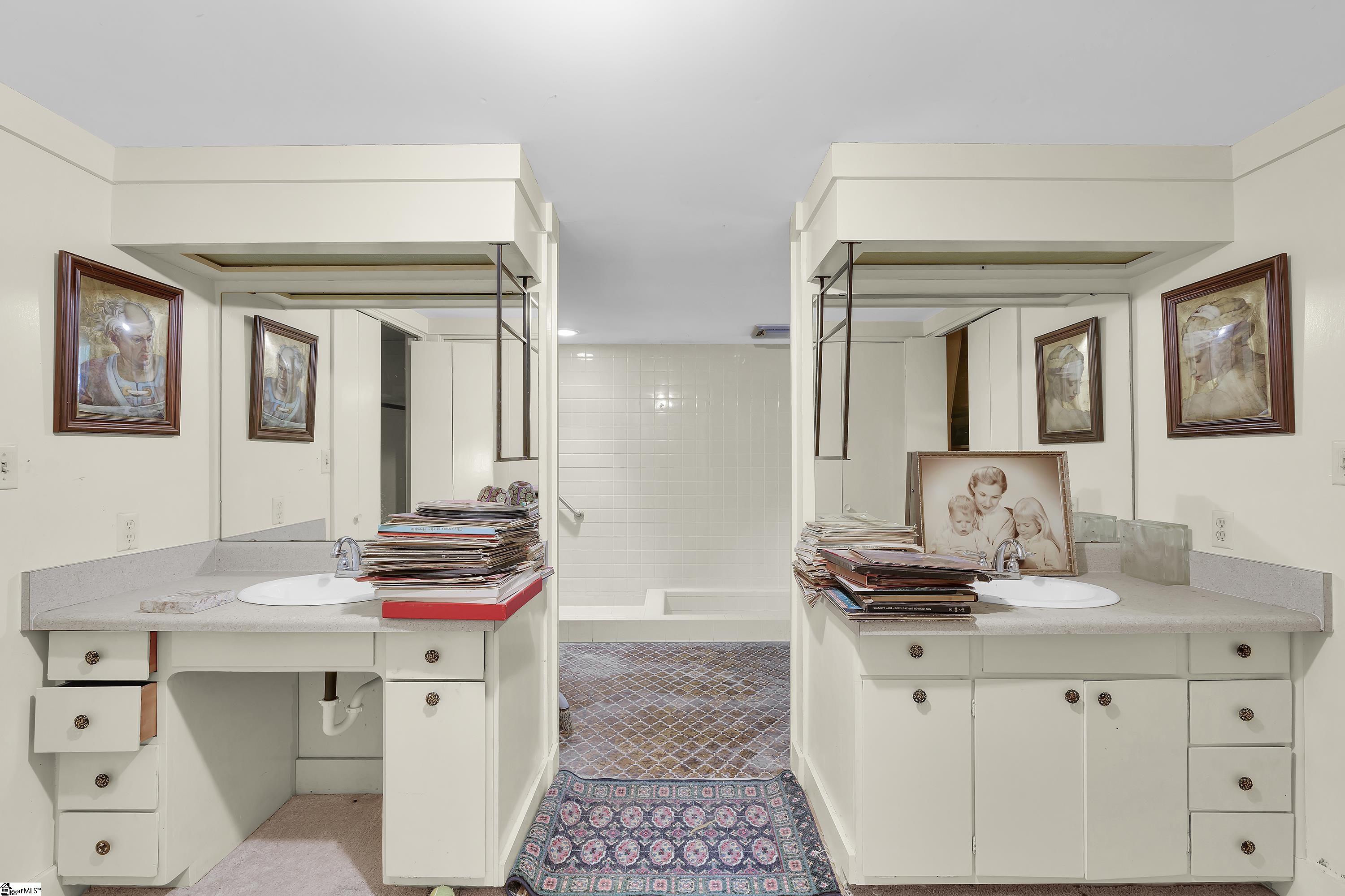 Greenville, South Carolina 29615, United States, 4 Bedrooms Bedrooms, ,4 BathroomsBathrooms,Residential,Active,186166