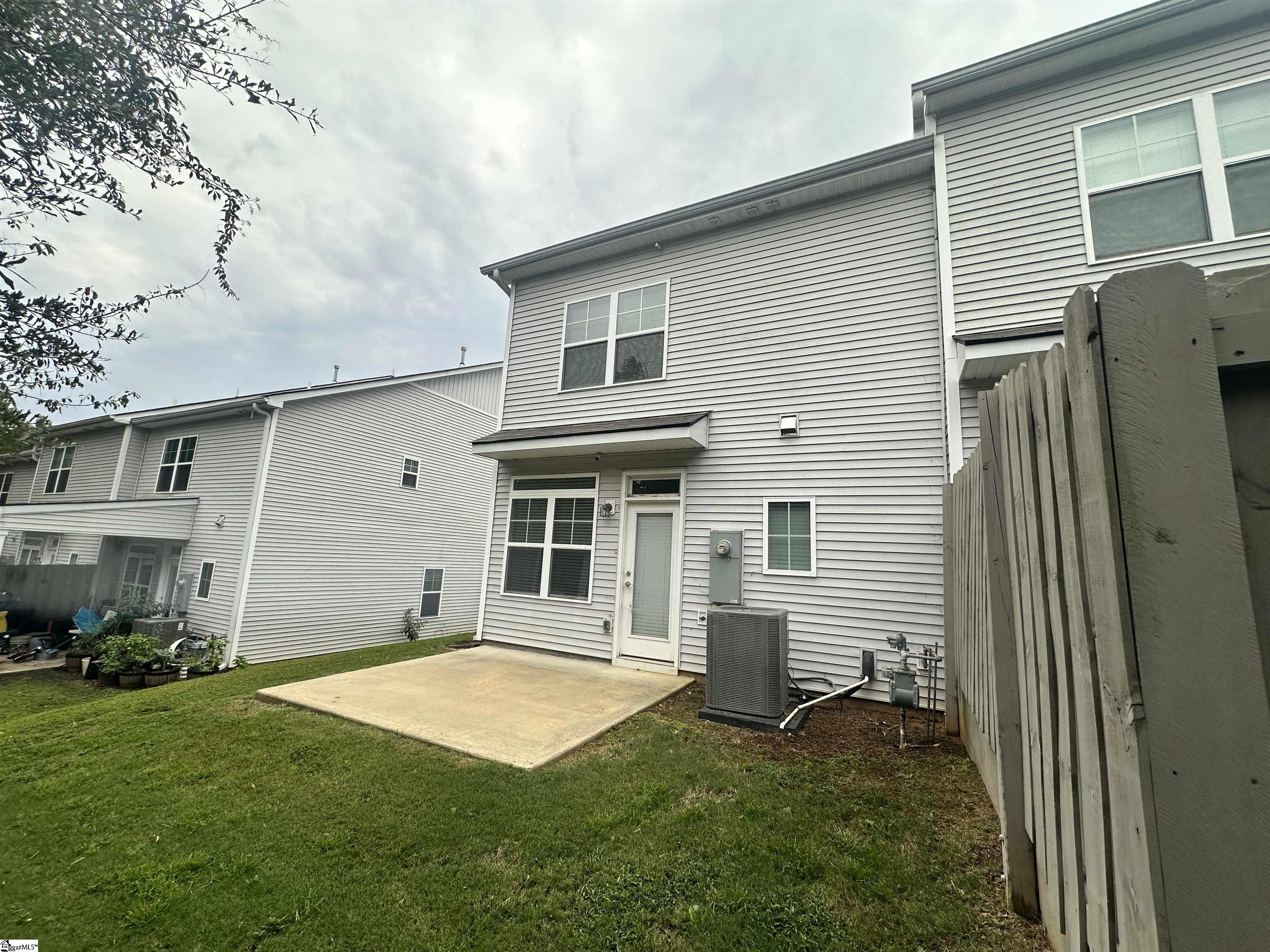 Greenville, South Carolina 29607, United States, 3 Bedrooms Bedrooms, ,3 BathroomsBathrooms,Residential,Active,216004