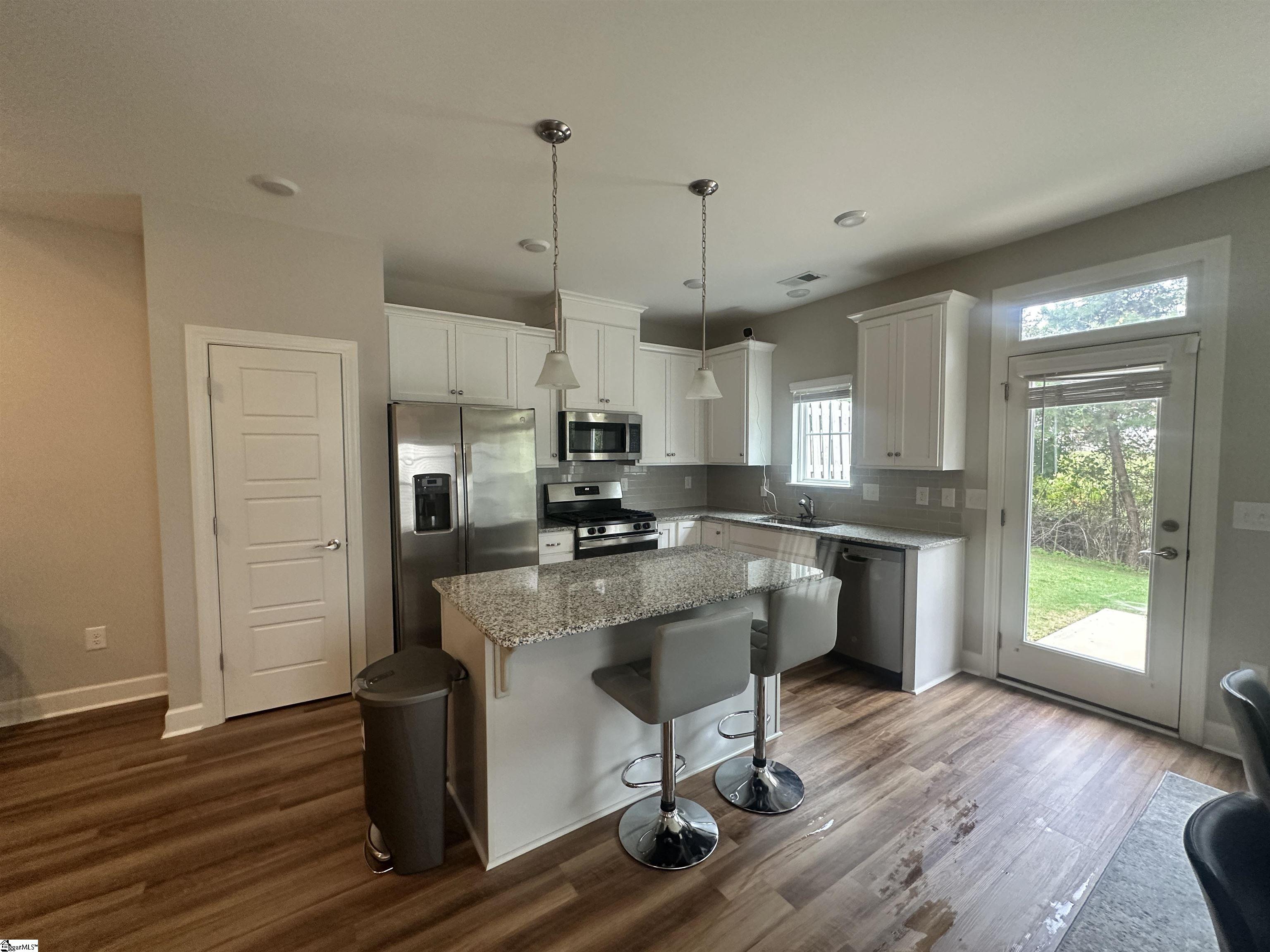 Greenville, South Carolina 29607, United States, 3 Bedrooms Bedrooms, ,3 BathroomsBathrooms,Residential,Active,216004