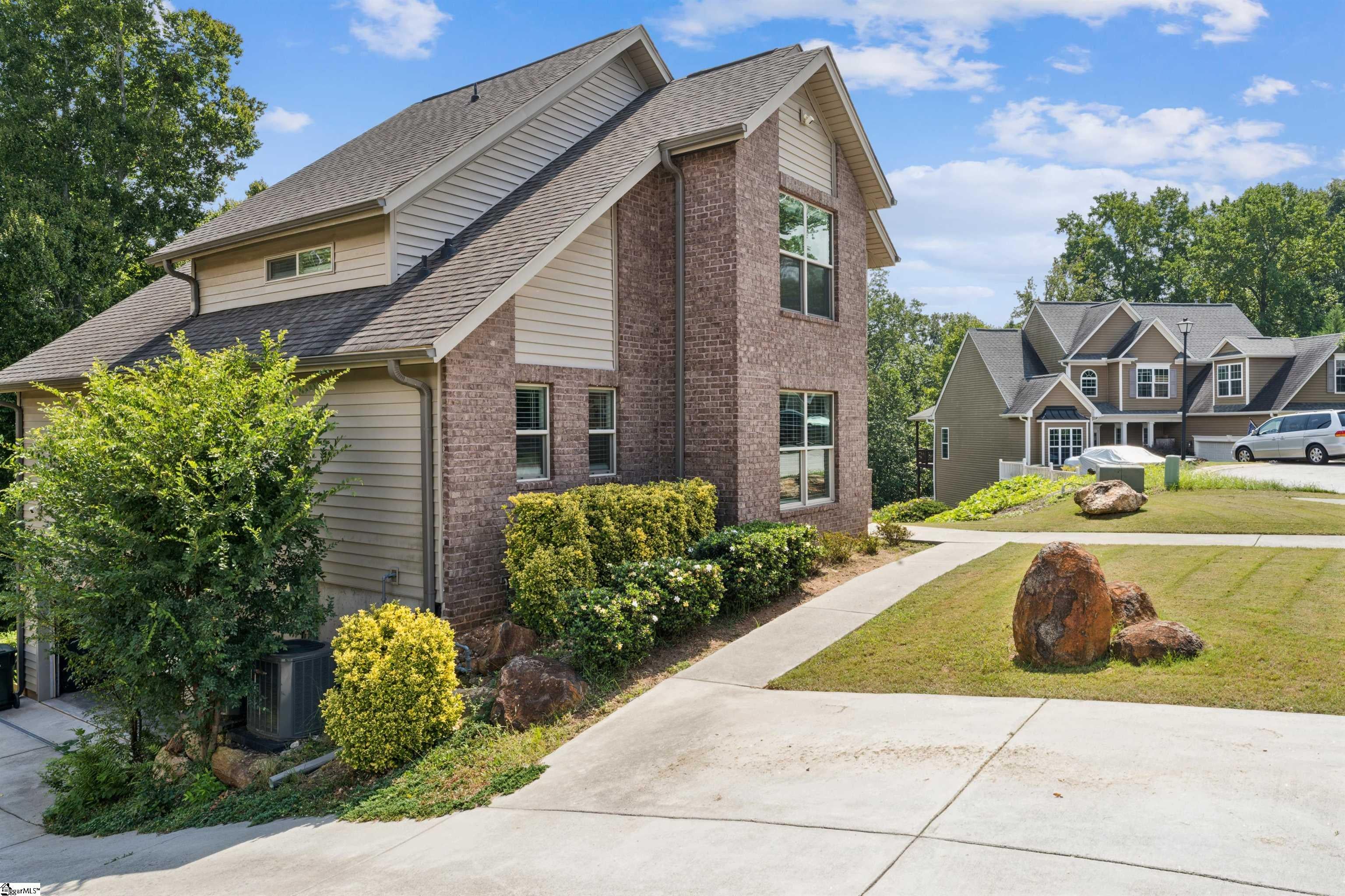 189 Chandler Crest Court