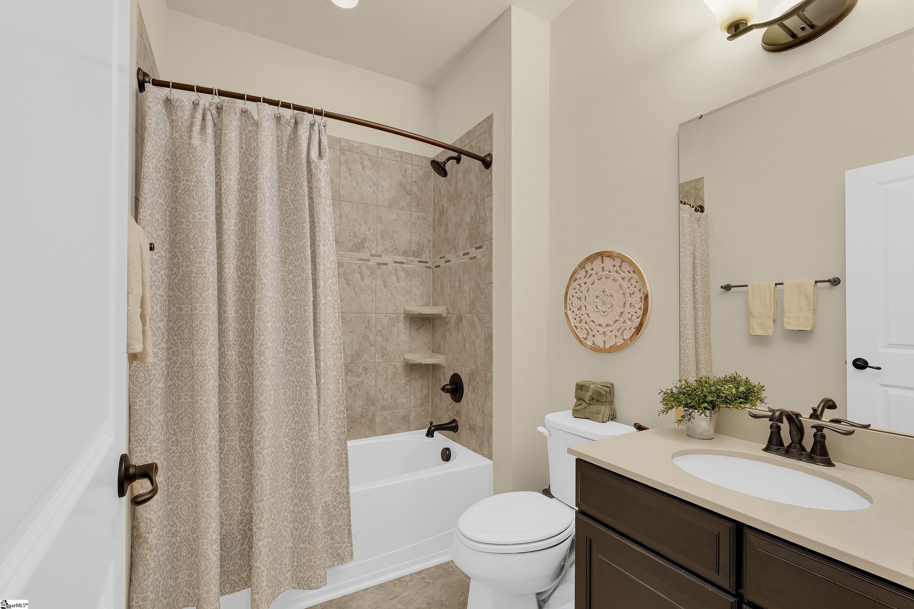 Duncan, South Carolina 29334, United States, 4 Bedrooms Bedrooms, ,3 BathroomsBathrooms,Residential,Contingent,8937