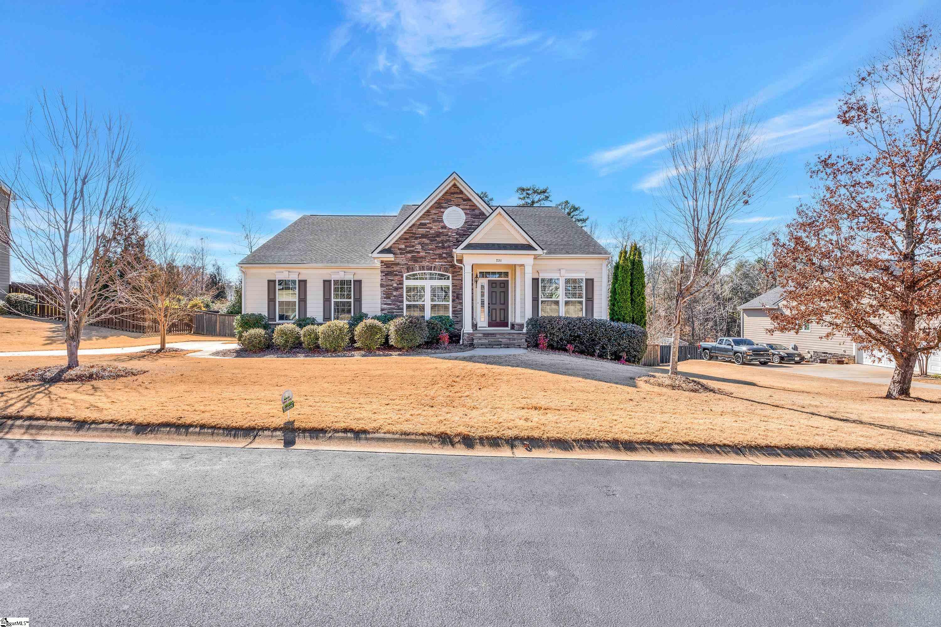 Duncan, South Carolina 29334, United States, 4 Bedrooms Bedrooms, ,3 BathroomsBathrooms,Residential,Contingent,8937