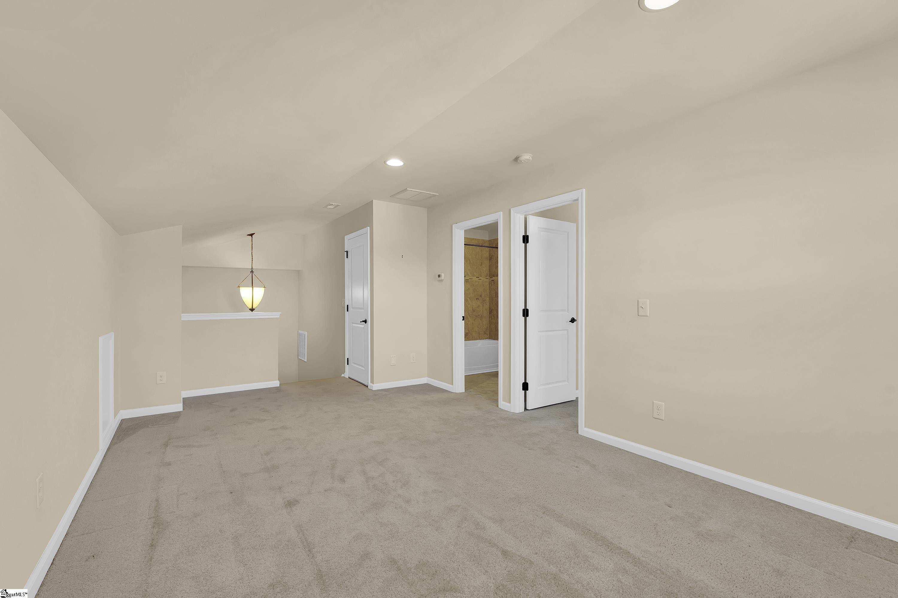 Duncan, South Carolina 29334, United States, 4 Bedrooms Bedrooms, ,3 BathroomsBathrooms,Residential,Contingent,8937