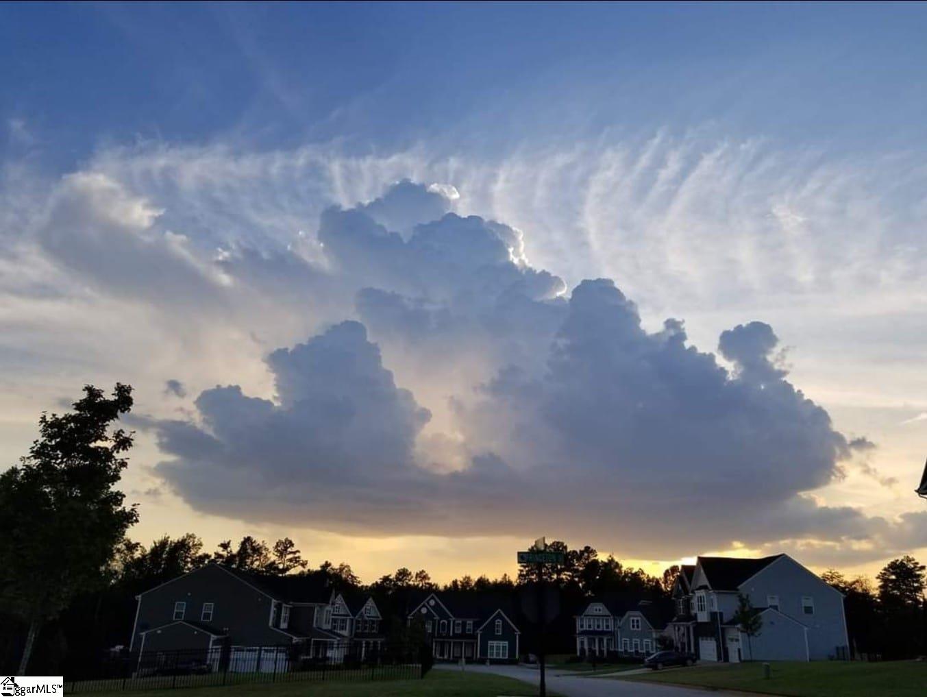 Duncan, South Carolina 29334, United States, 4 Bedrooms Bedrooms, ,3 BathroomsBathrooms,Residential,Contingent,8937