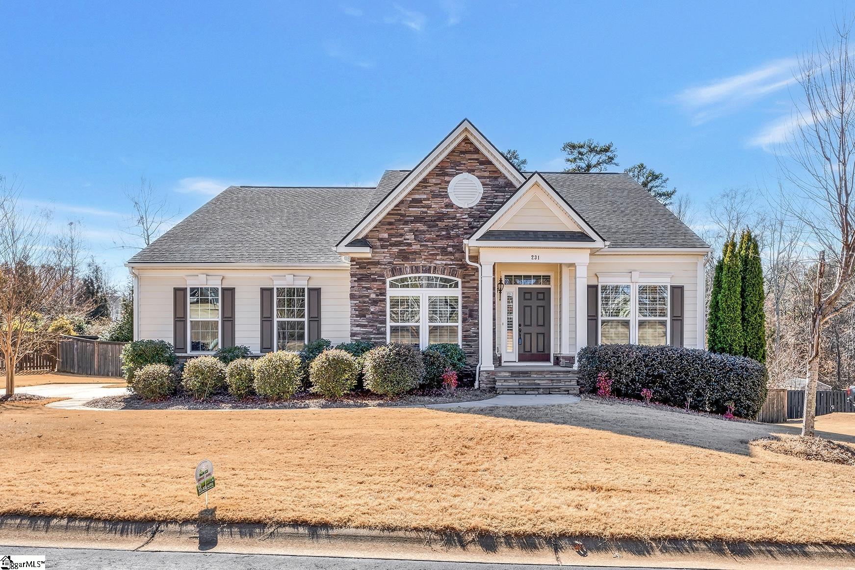 Duncan, South Carolina 29334, United States, 4 Bedrooms Bedrooms, ,3 BathroomsBathrooms,Residential,Contingent,8937