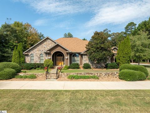 Photo of 105 E Round Hill Road, Greenville, SC 29617 (MLS # 1570948)