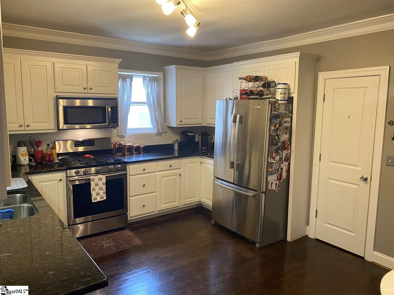 Greenville, South Carolina 29601, United States, 3 Bedrooms Bedrooms, ,2 BathroomsBathrooms,Residential,Active,95127