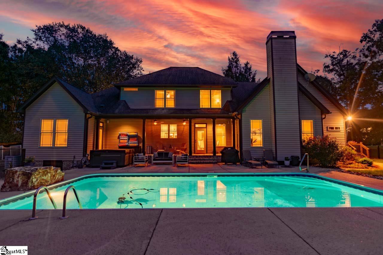 10 Forest Valley Way