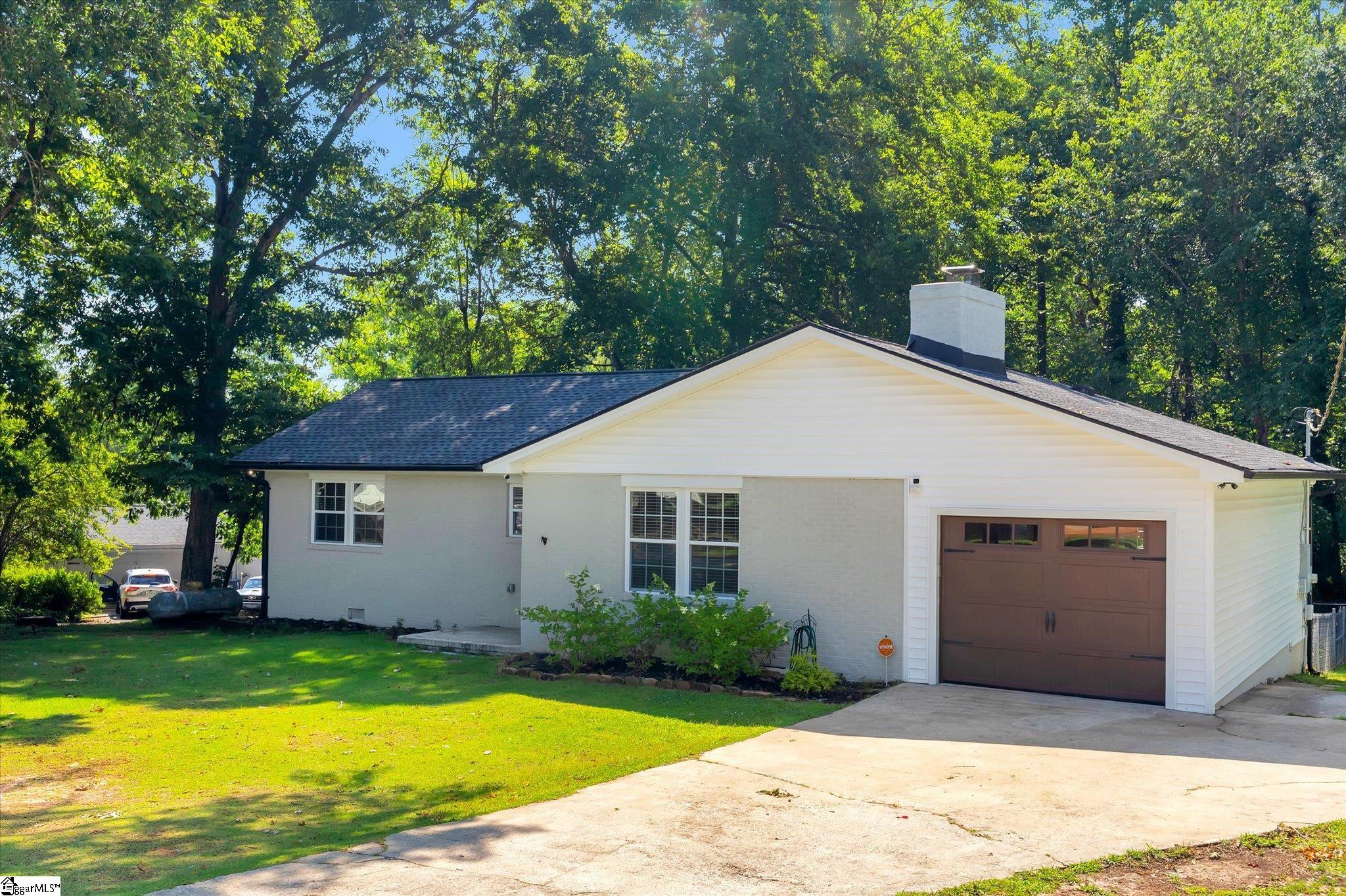 210 Paris View Drive