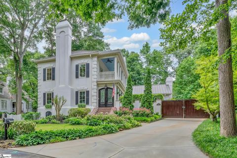 Photo of 105 Hidden Hills Drive, Greenville, SC 29605 (MLS # 1592260)