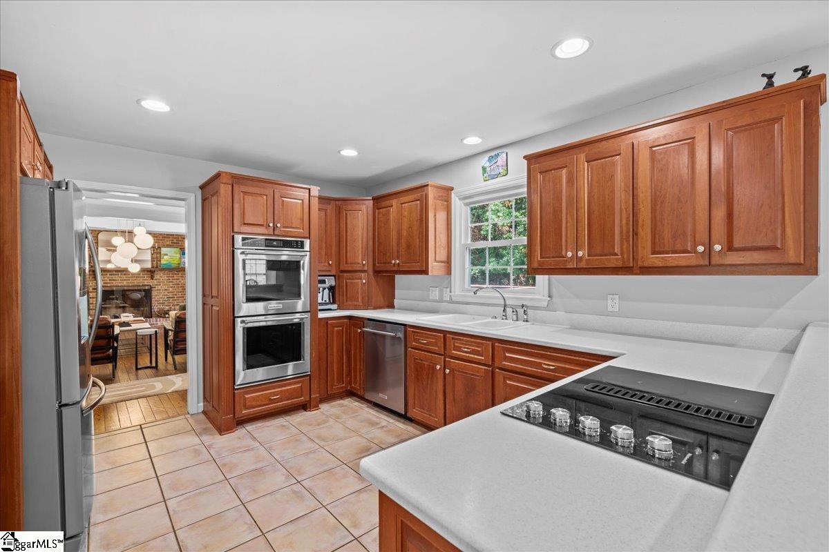 Greenville, South Carolina 29615, United States, 6 Bedrooms Bedrooms, ,4 BathroomsBathrooms,Residential,Active,169866