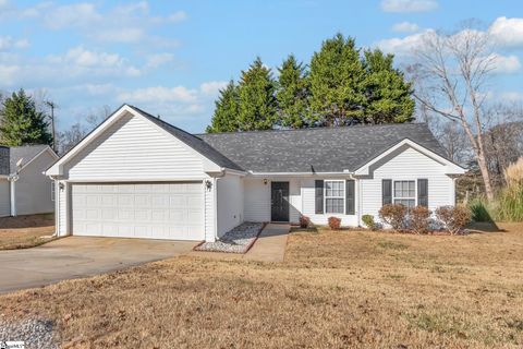 Photo of 3 Rivereen Way, Simpsonville, SC 29680 (MLS # 1577547)