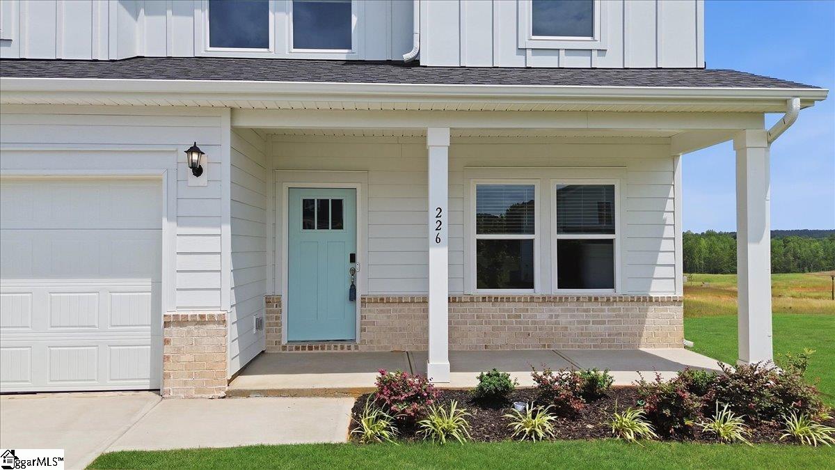 226 Abraham Way
