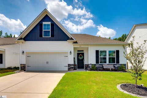 Photo of 135 Strongridge Trail, Simpsonville, SC 29681 (MLS # 1601436)