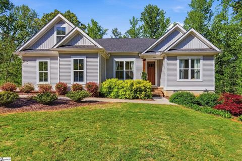 Photo of 1014 Edwards Road, Woodruff, SC 29388 (MLS # 1589841)