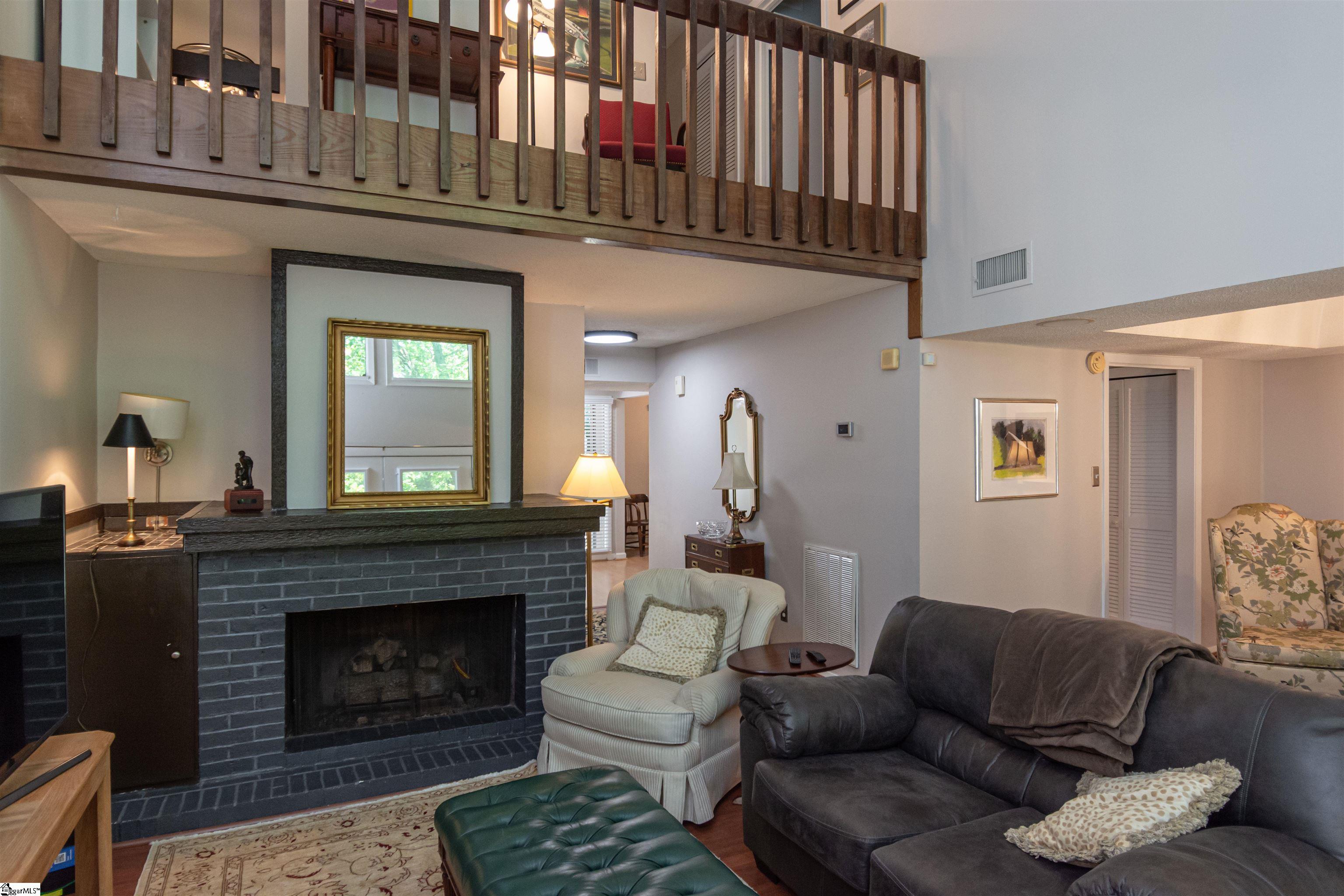 Greenville, South Carolina 29615, United States, 2 Bedrooms Bedrooms, ,3 BathroomsBathrooms,Residential,Active,160890