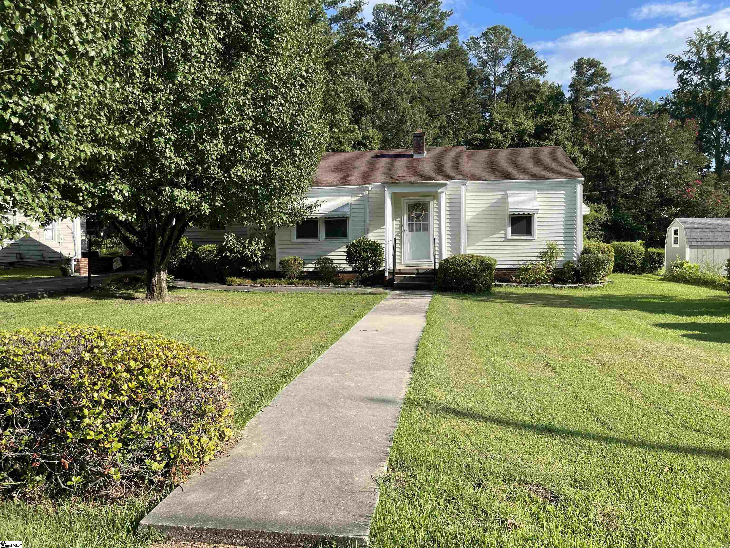 Clinton, South Carolina 29325, United States, 4 Bedrooms Bedrooms, ,3 BathroomsBathrooms,Residential,Active,182259