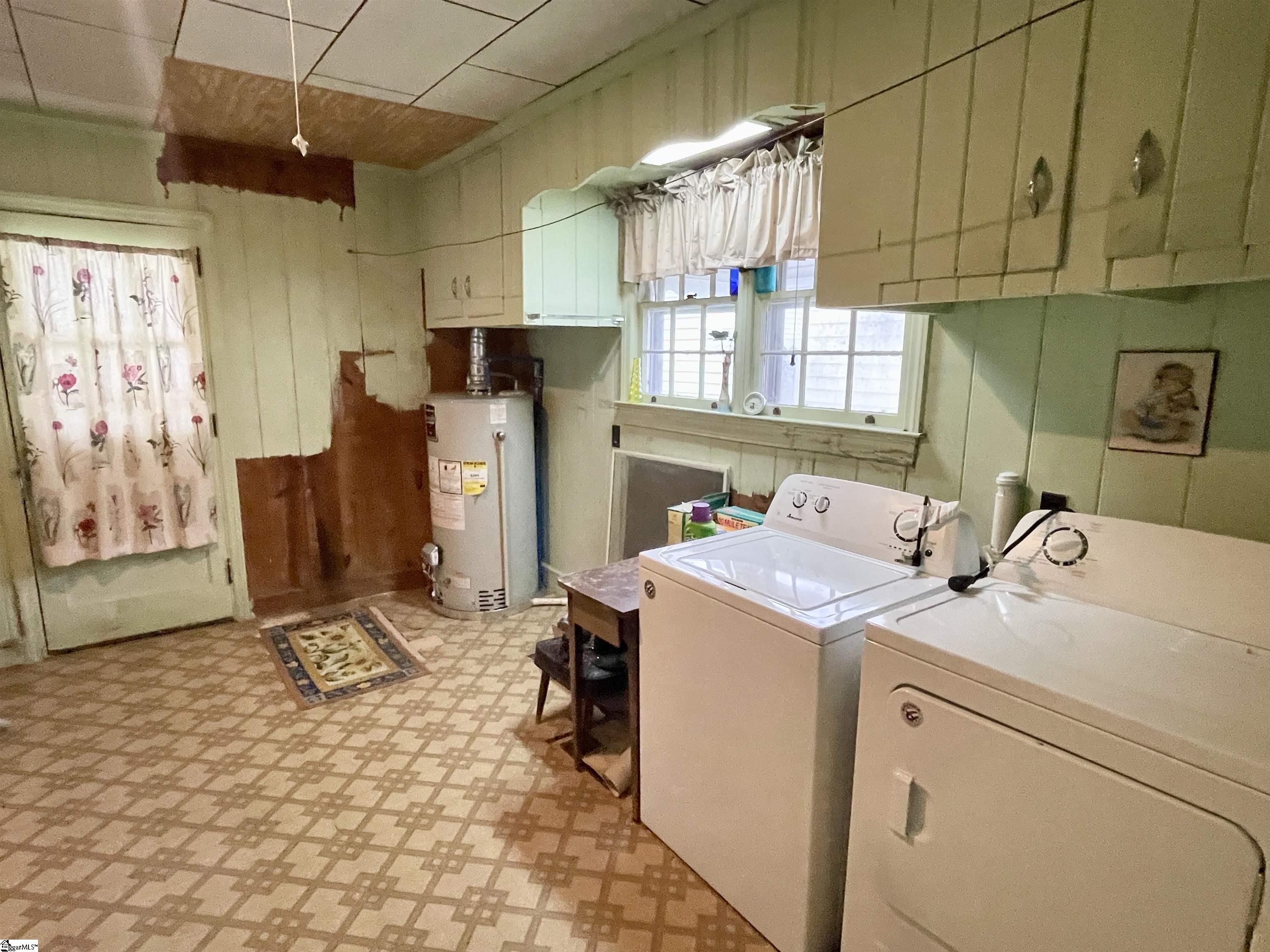 Clinton, South Carolina 29325, United States, 4 Bedrooms Bedrooms, ,3 BathroomsBathrooms,Residential,Active,182259