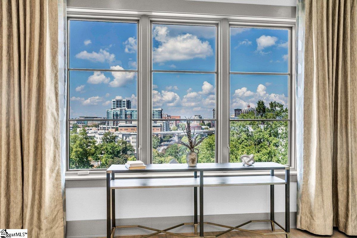 Greenville, South Carolina 29601, United States, 2 Bedrooms Bedrooms, ,2 BathroomsBathrooms,Residential,Active,75824