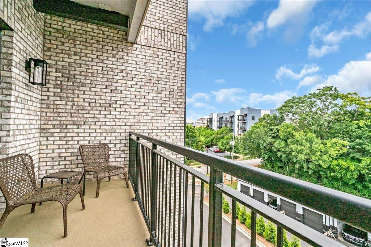 Greenville, South Carolina 29601, United States, 2 Bedrooms Bedrooms, ,2 BathroomsBathrooms,Residential,Active,75824