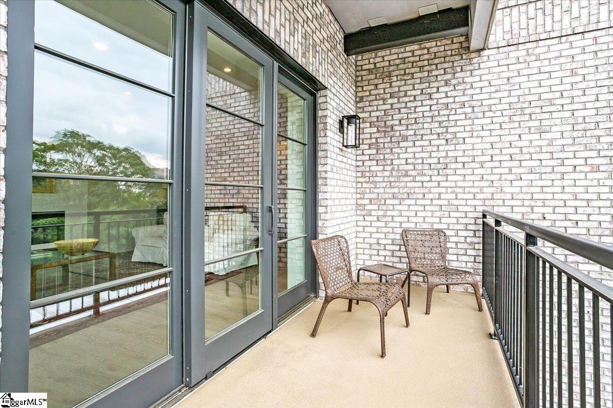 Greenville, South Carolina 29601, United States, 2 Bedrooms Bedrooms, ,2 BathroomsBathrooms,Residential,Active,75824