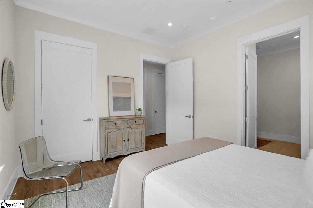 Greenville, South Carolina 29601, United States, 2 Bedrooms Bedrooms, ,2 BathroomsBathrooms,Residential,Active,75824