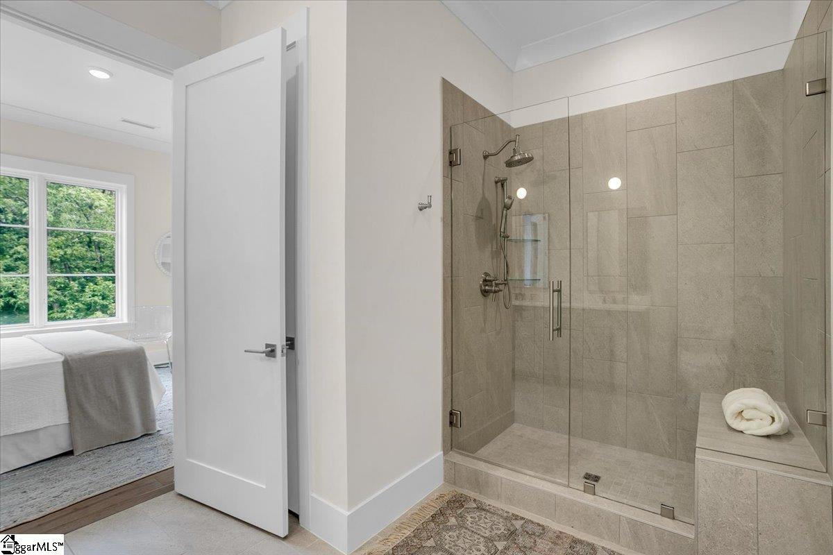 Greenville, South Carolina 29601, United States, 2 Bedrooms Bedrooms, ,2 BathroomsBathrooms,Residential,Active,75824