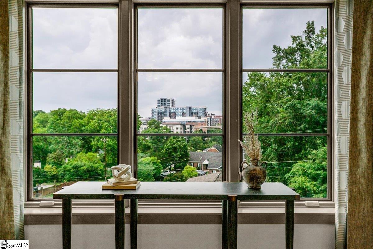 Greenville, South Carolina 29601, United States, 2 Bedrooms Bedrooms, ,2 BathroomsBathrooms,Residential,Active,75824