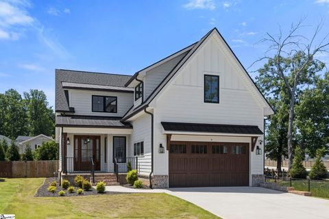 Photo of 4 Angelo Court, Greenville, SC 29607 (MLS # 1592321)