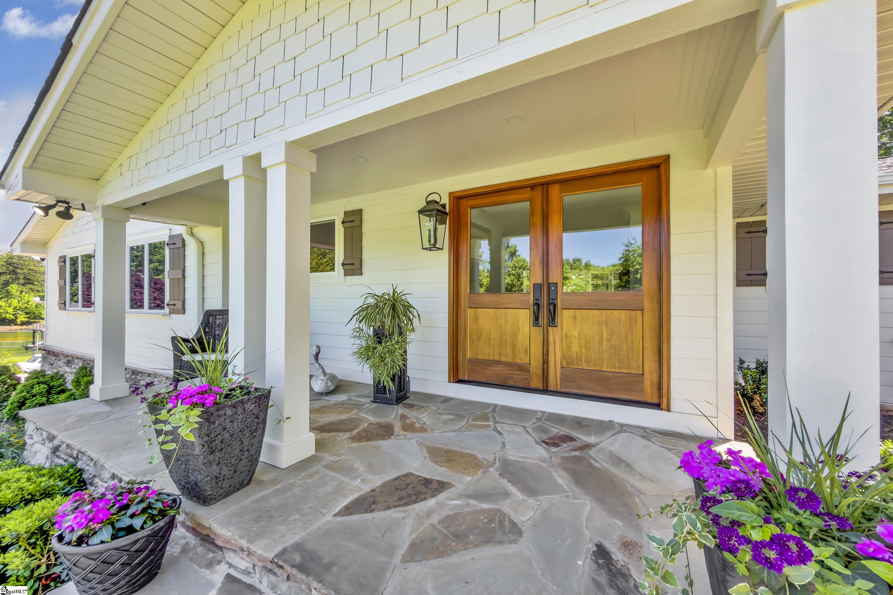 105 Meadowcrest Drive