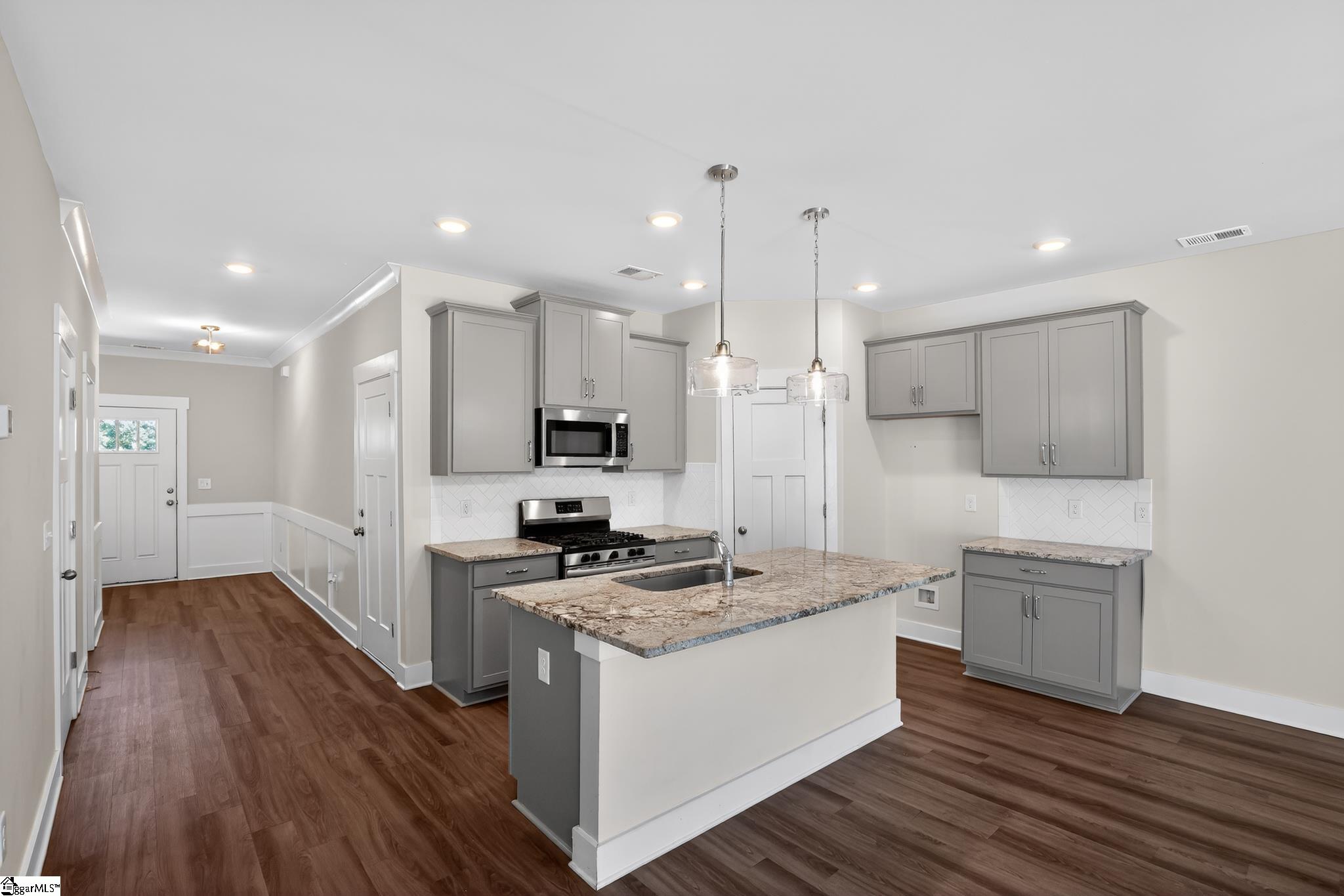 111 Grey Oak Trail