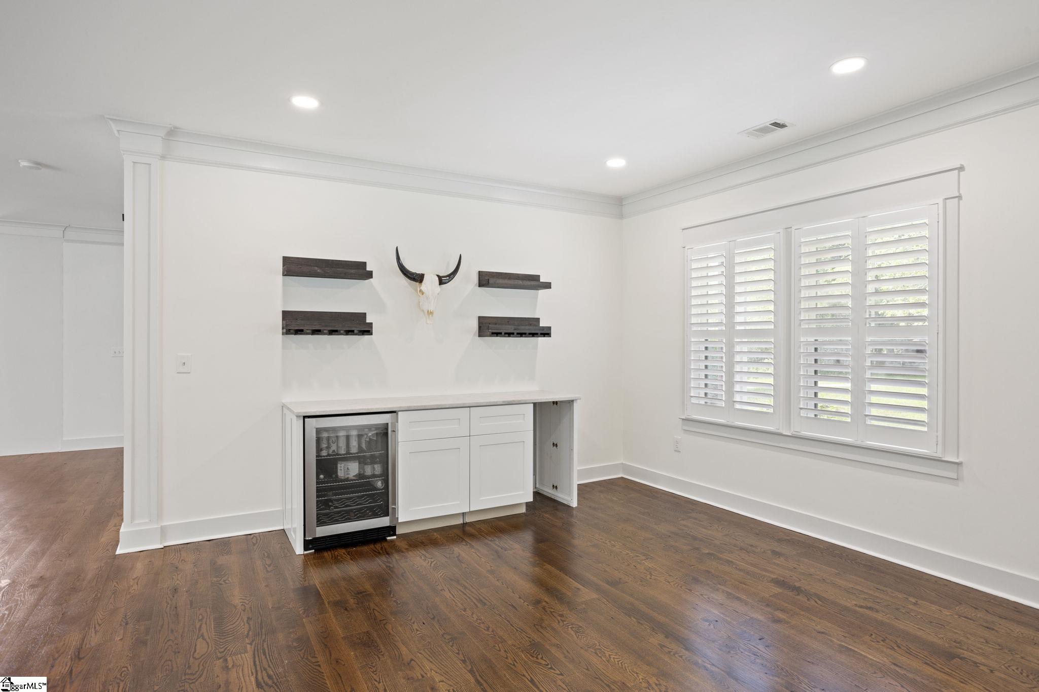 155 California Drive