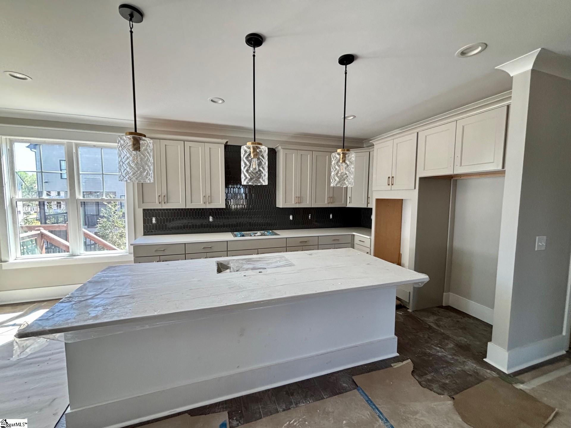 3004 English Cottage Way