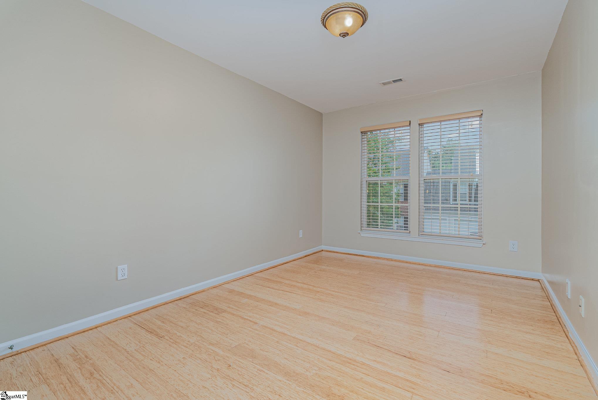 Greenville, South Carolina 29615, United States, 3 Bedrooms Bedrooms, ,3 BathroomsBathrooms,Residential,Active,221718