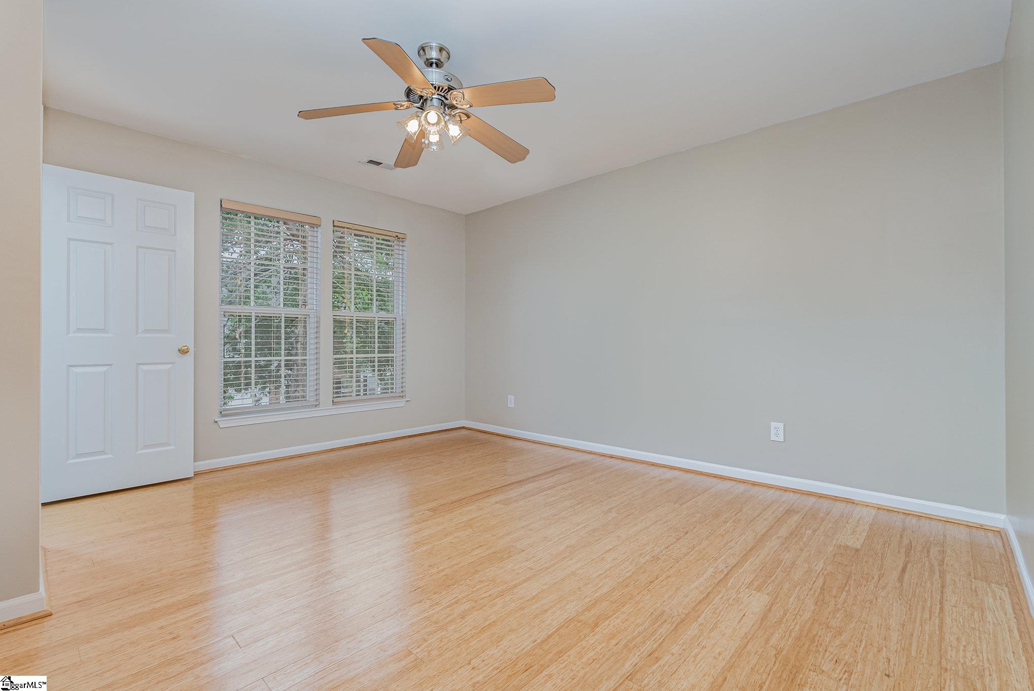 Greenville, South Carolina 29615, United States, 3 Bedrooms Bedrooms, ,3 BathroomsBathrooms,Residential,Active,221718