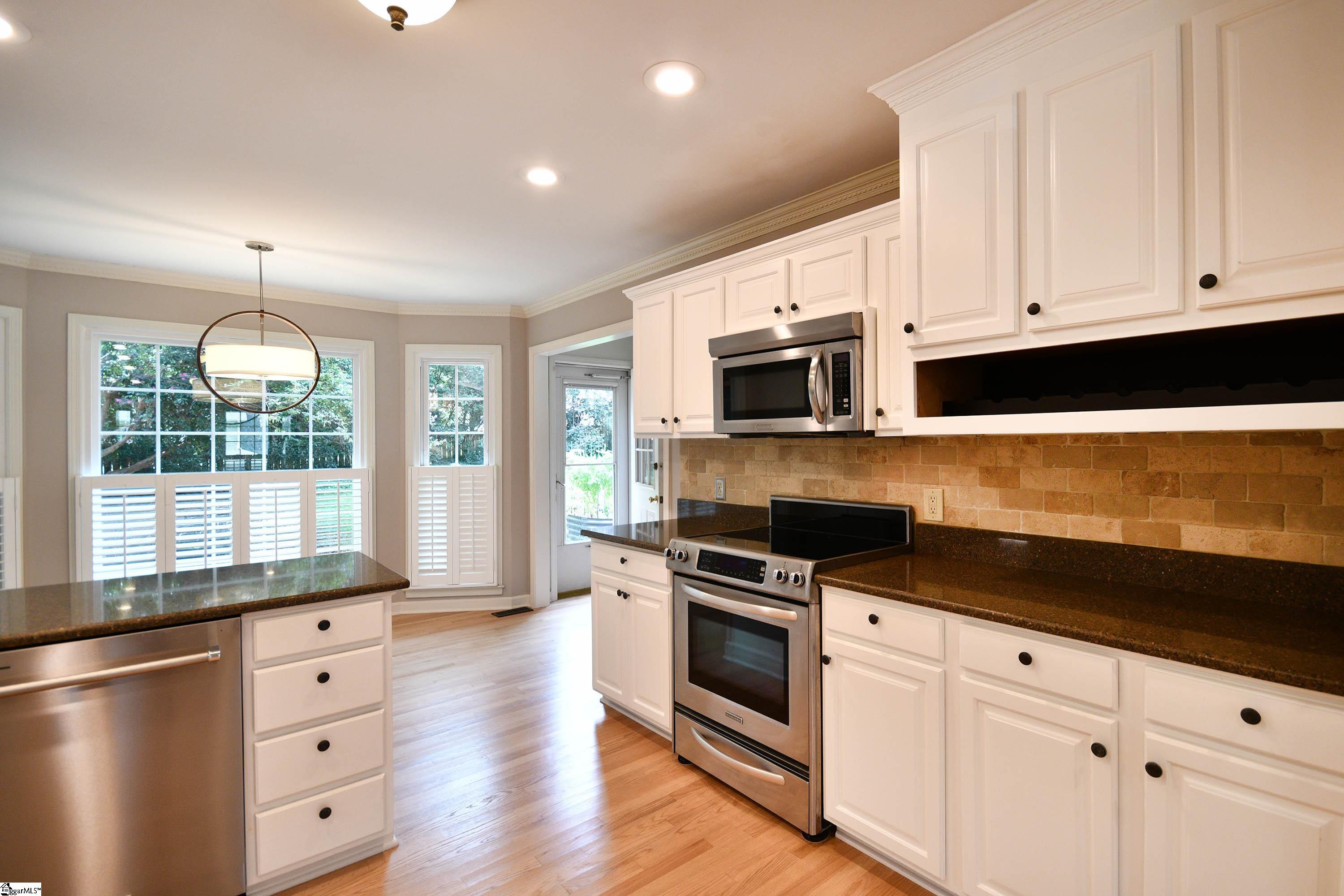 Greenville, South Carolina 29607, United States, 4 Bedrooms Bedrooms, ,3 BathroomsBathrooms,Residential,Active,203842