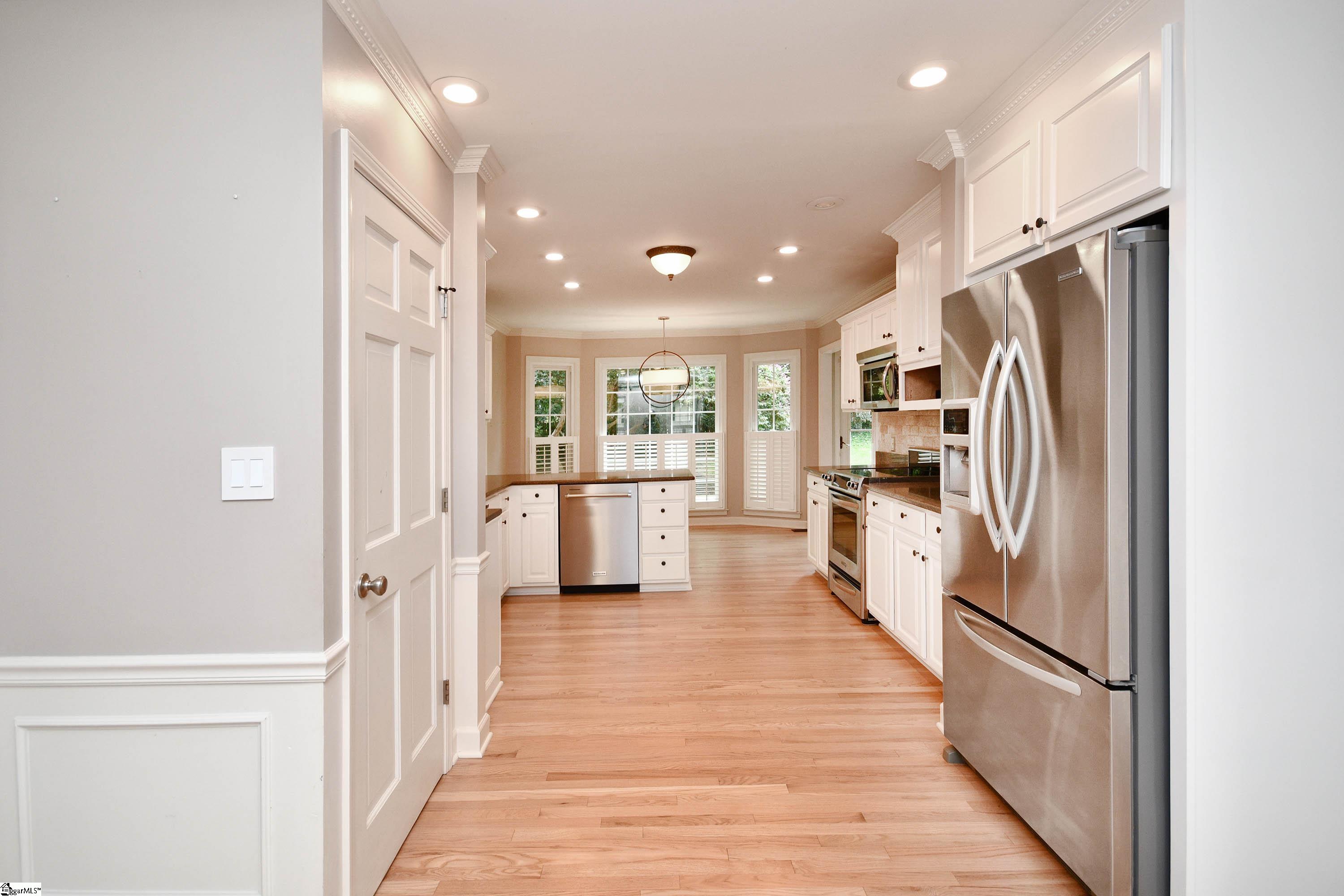 Greenville, South Carolina 29607, United States, 4 Bedrooms Bedrooms, ,3 BathroomsBathrooms,Residential,Active,203842