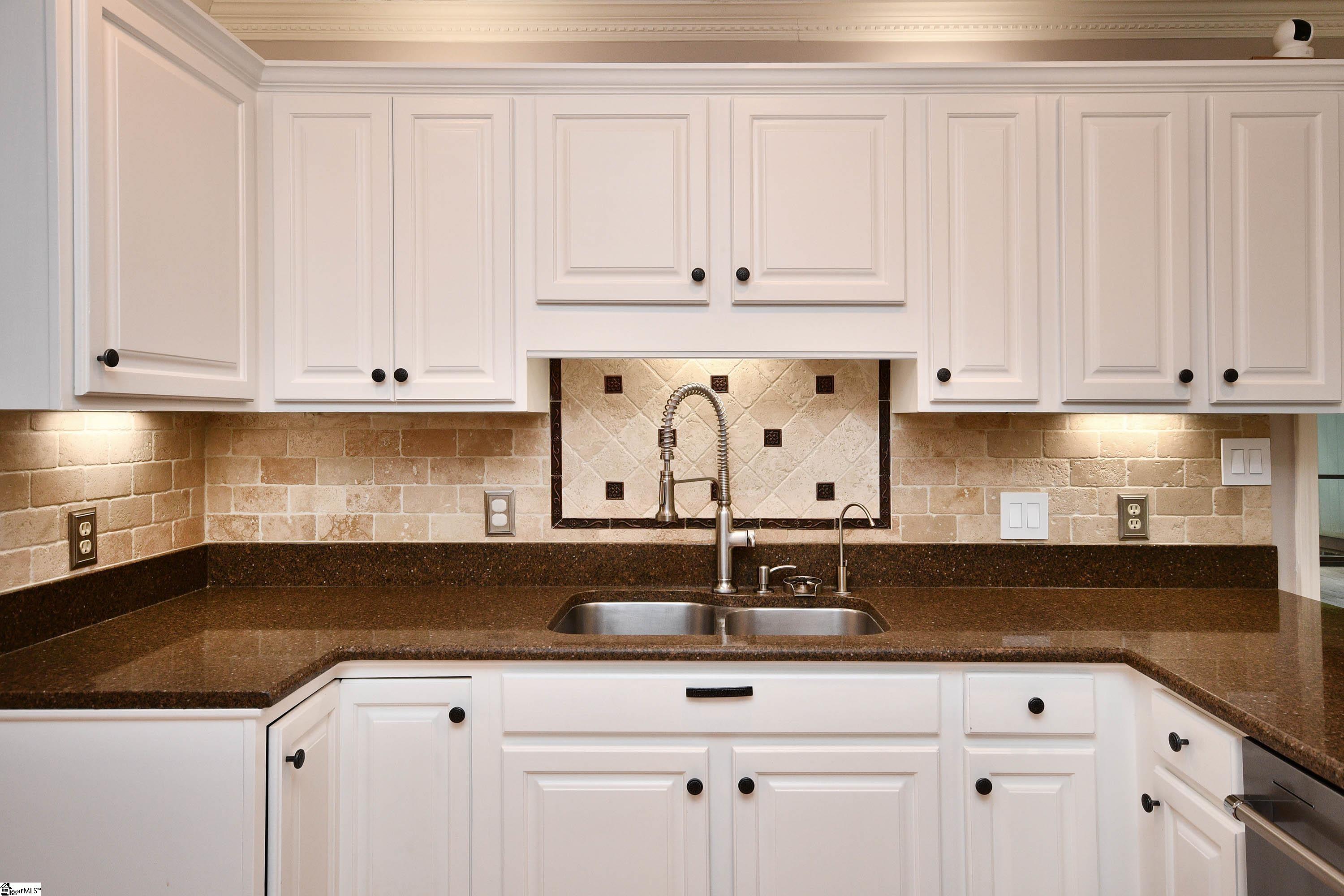 Greenville, South Carolina 29607, United States, 4 Bedrooms Bedrooms, ,3 BathroomsBathrooms,Residential,Active,203842