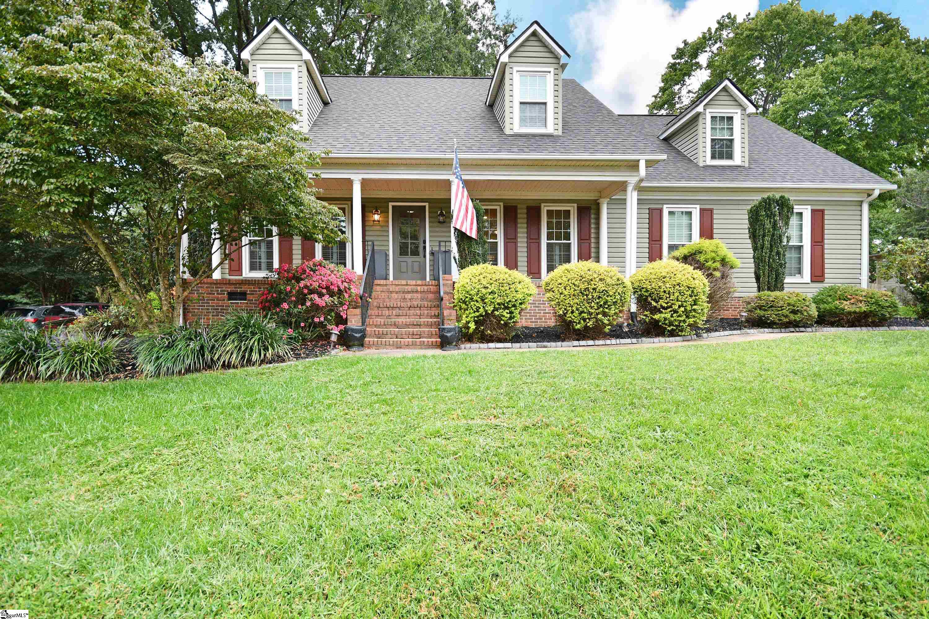 Greenville, South Carolina 29607, United States, 4 Bedrooms Bedrooms, ,3 BathroomsBathrooms,Residential,Active,203842