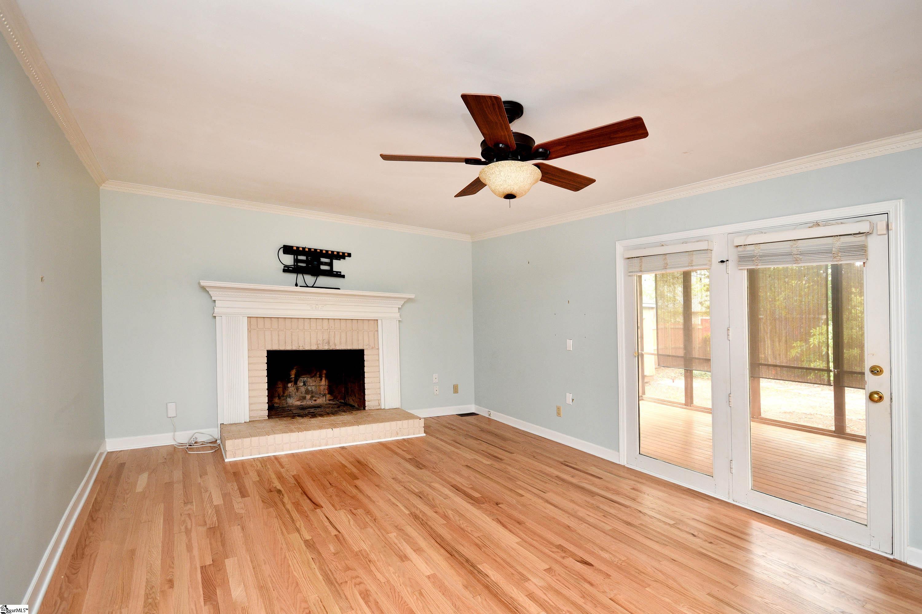 Greenville, South Carolina 29607, United States, 4 Bedrooms Bedrooms, ,3 BathroomsBathrooms,Residential,Active,203842