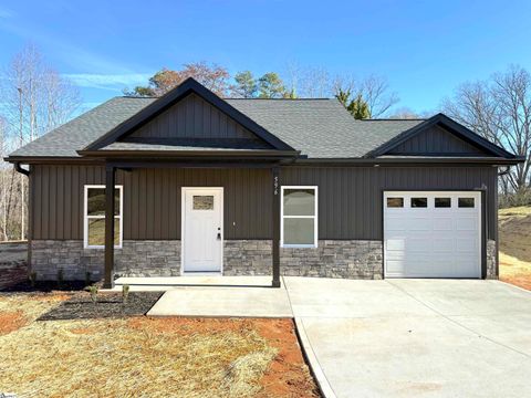 Photo of 596 Coopertown Road, Spartanburg, SC 29307 (MLS # 1577688)