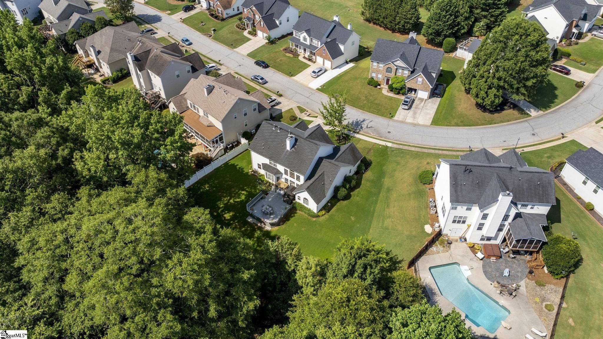 409 Summergreen Way