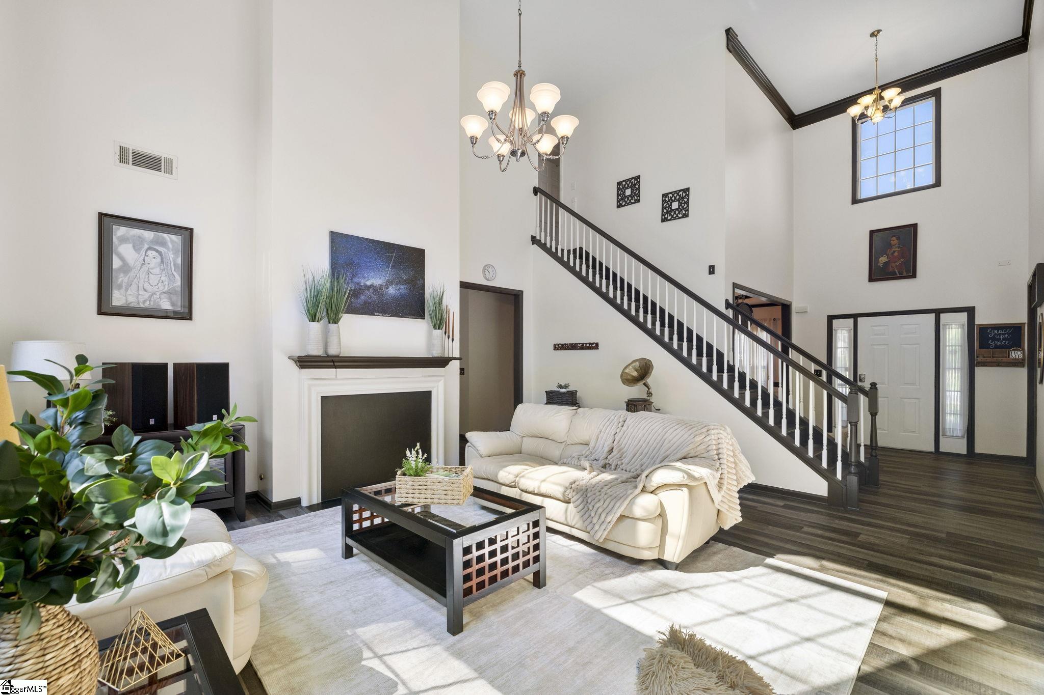 409 Summergreen Way