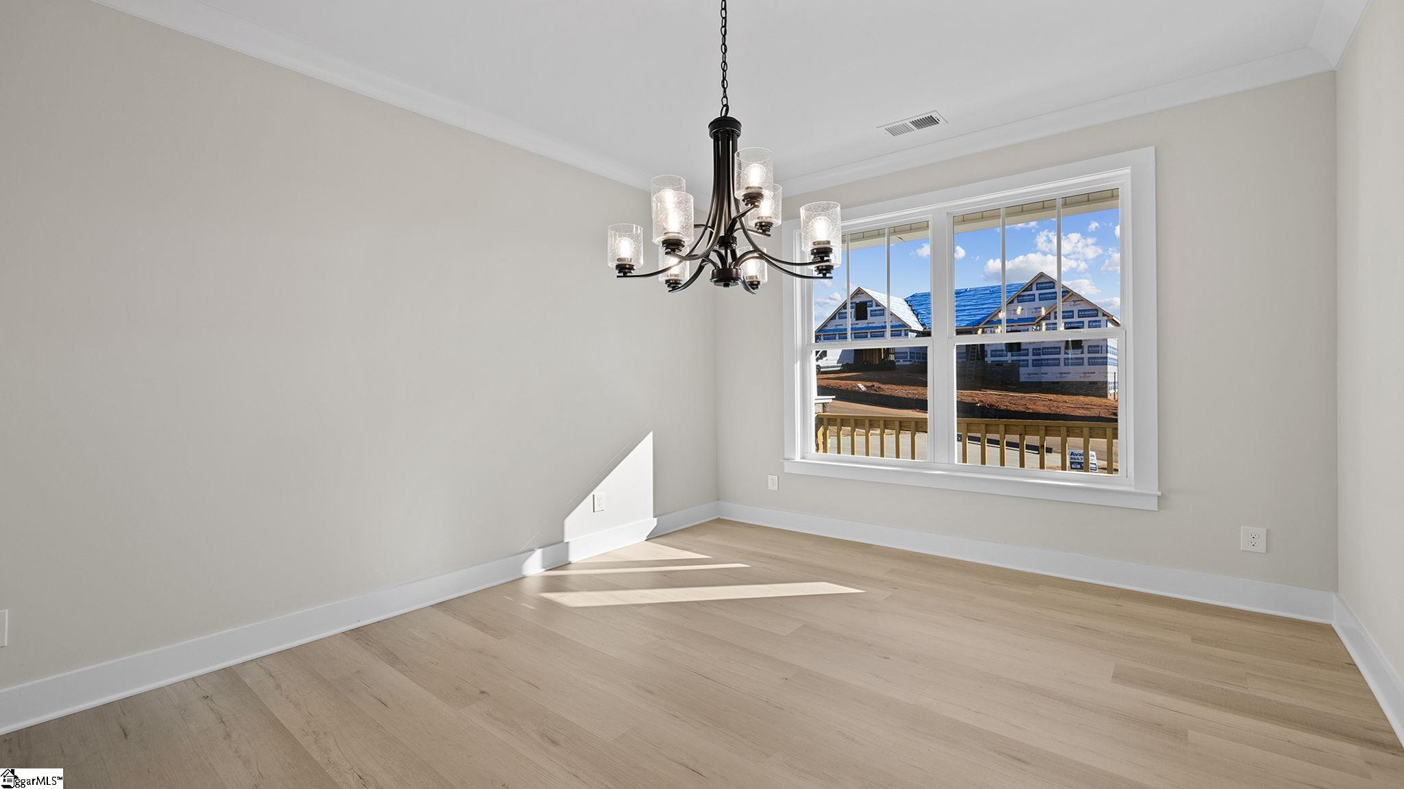 512 Broad Creek Court