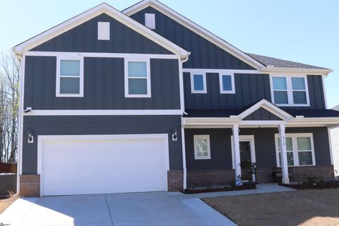 Photo of 232 Roderick Lane, Greenville, SC 29605 (MLS # 1585084)