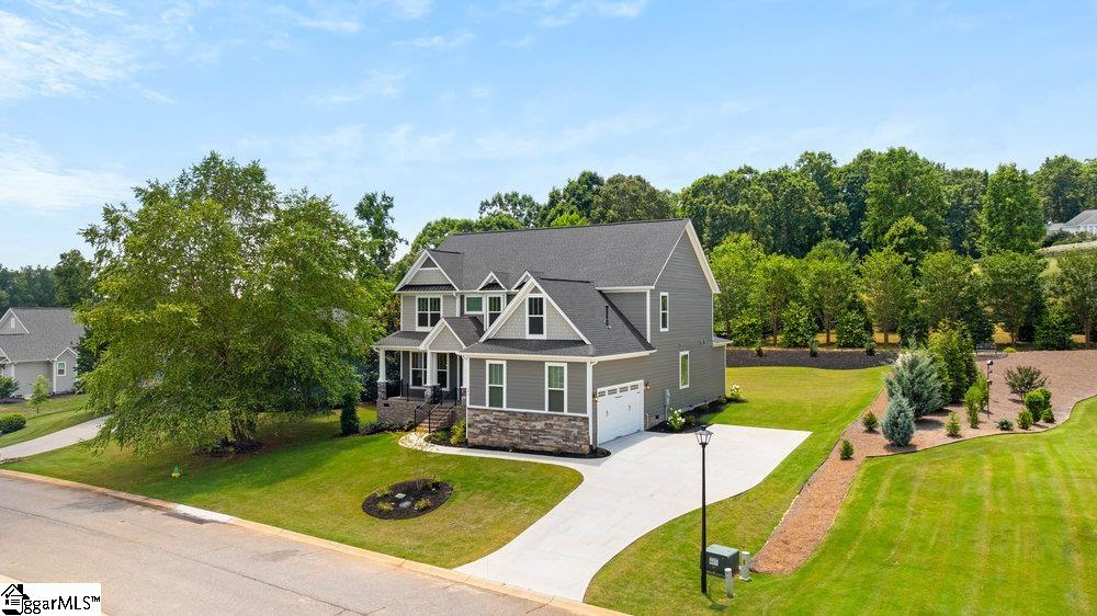 200 Lord Byron Lane