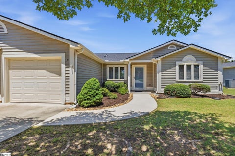 Photo of 5 Lake Summit Drive, Greenville, SC 29615 (MLS # 1594287)