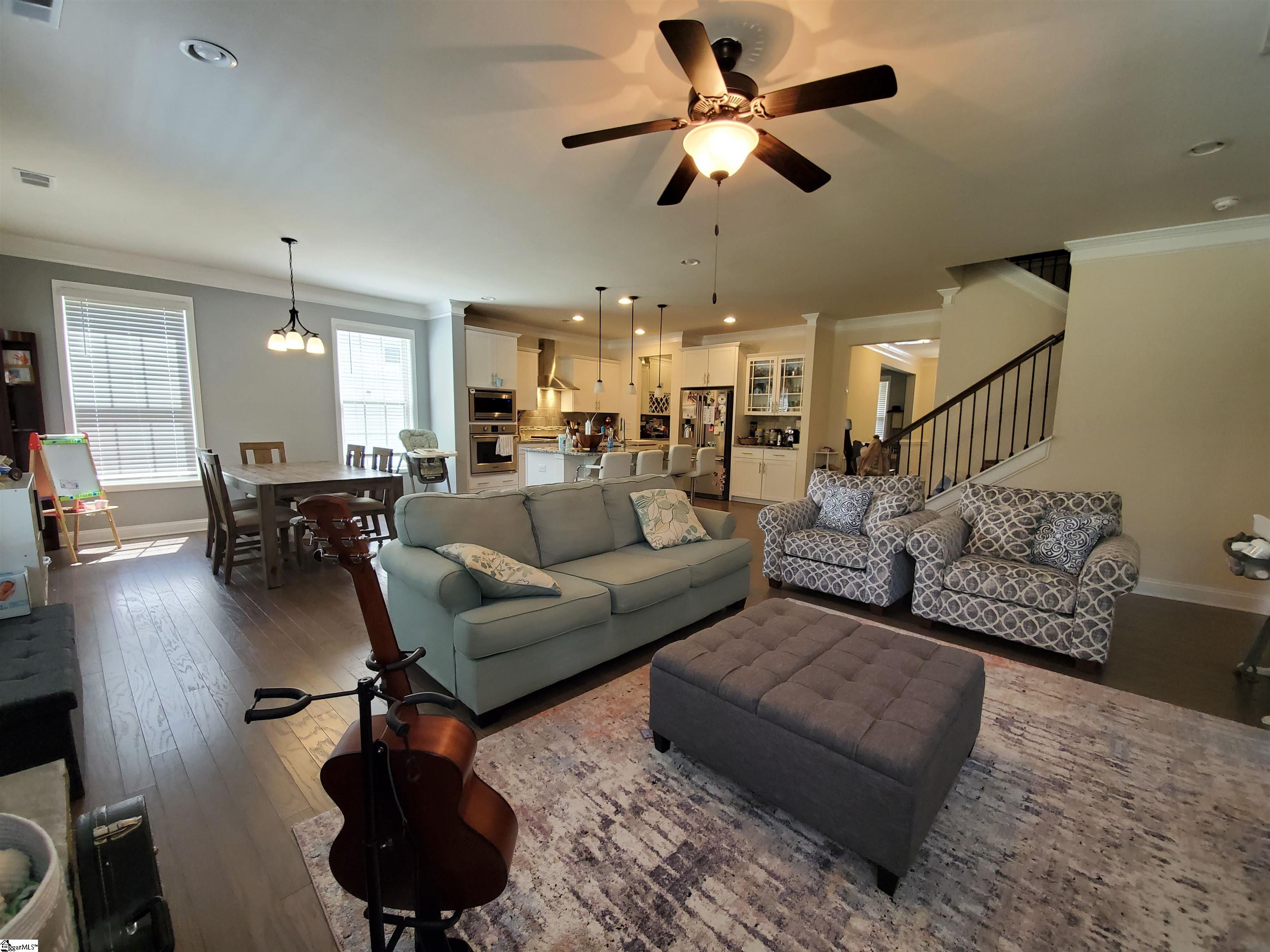 Taylors, South Carolina 29687, United States, 4 Bedrooms Bedrooms, ,3 BathroomsBathrooms,Residential,Contingent,156558